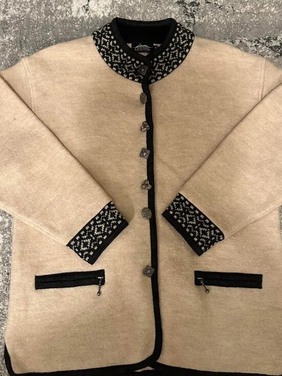 Icelandic Sweaters - Women's Cream and Navy Jumper